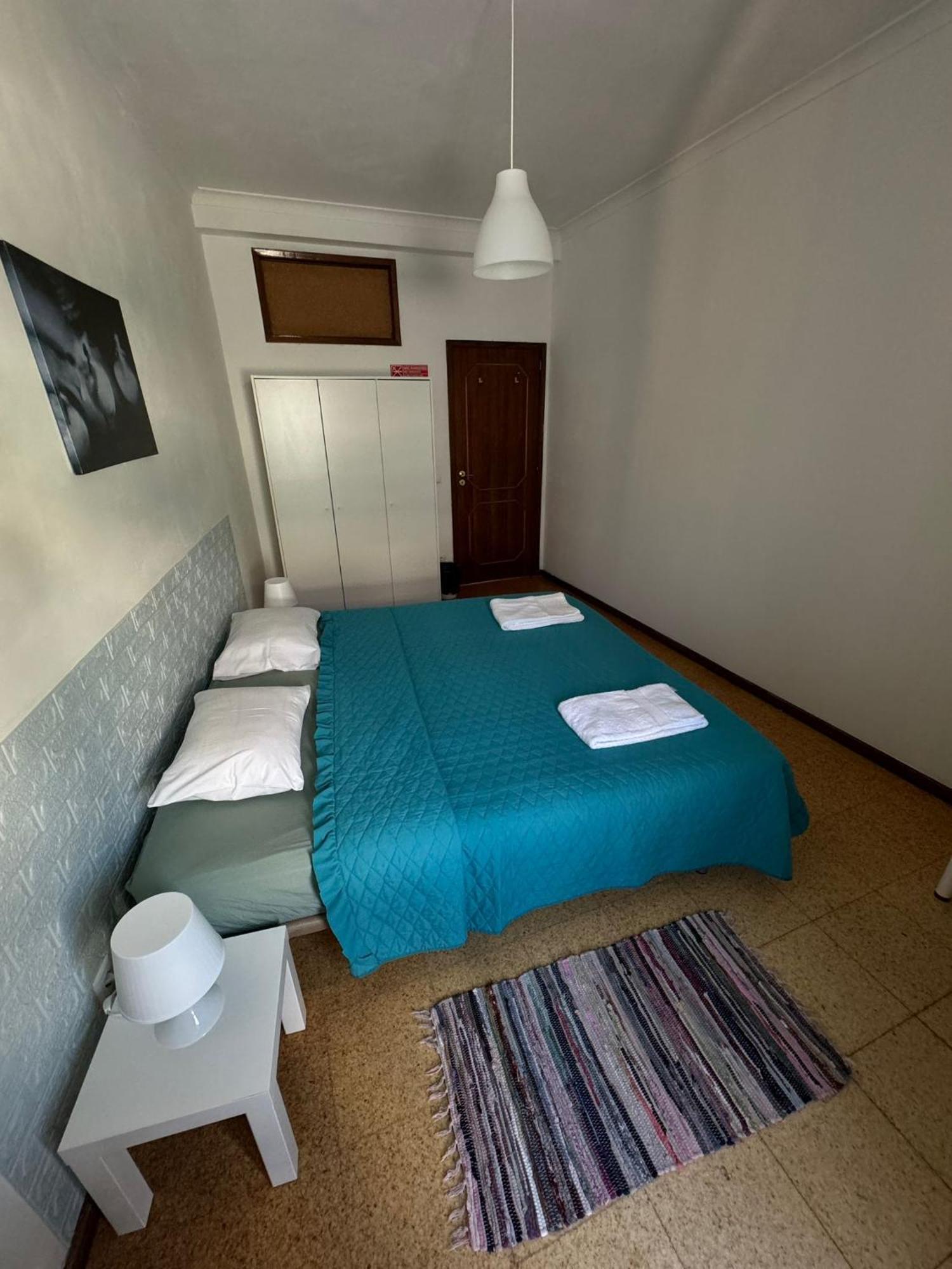 Pilar Hostel - Rua De Santa Catarina - Oporto Exteriör bild